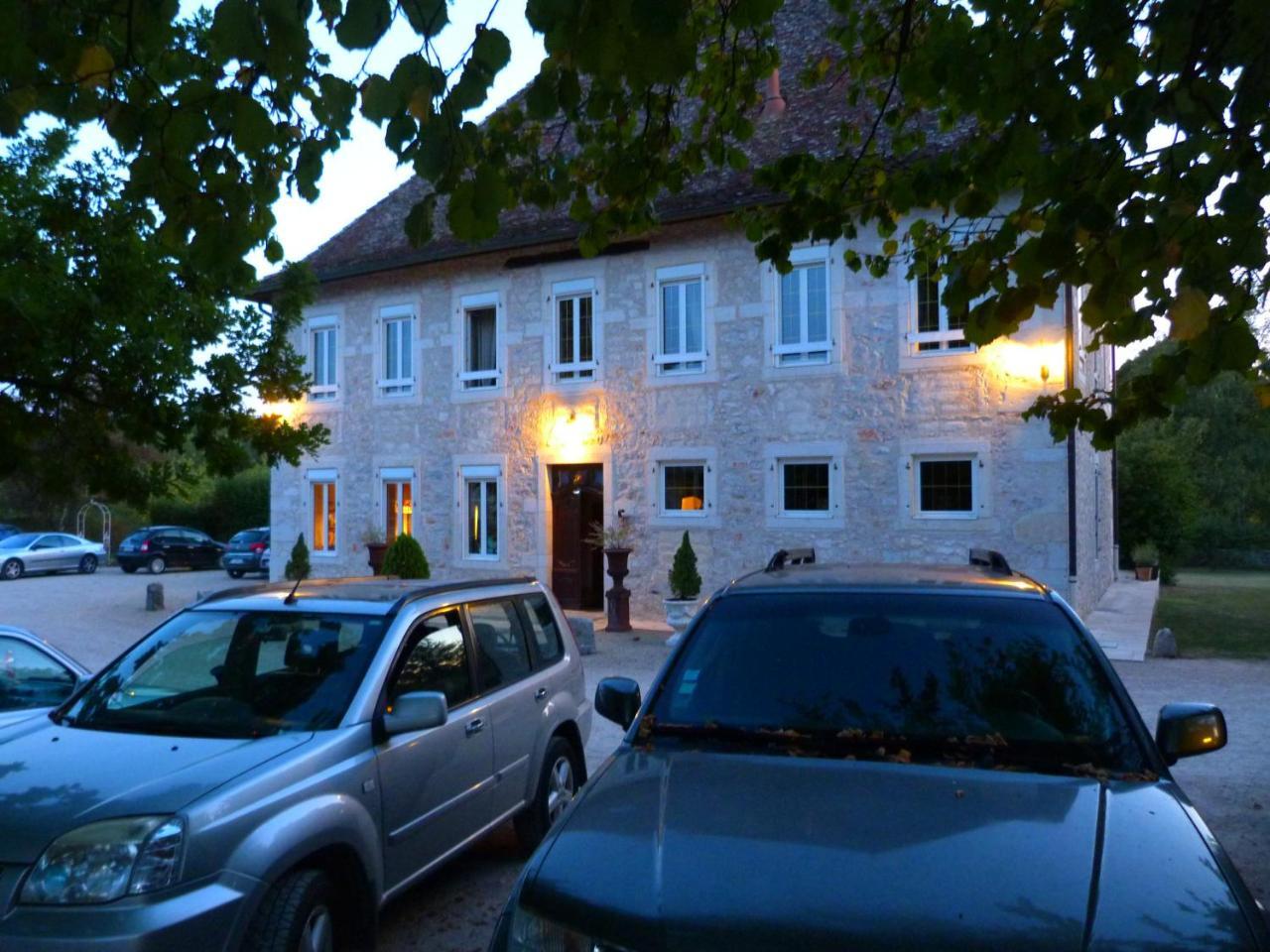Les AvenièresDomaine Du Manoir住宿加早餐旅馆 外观 照片